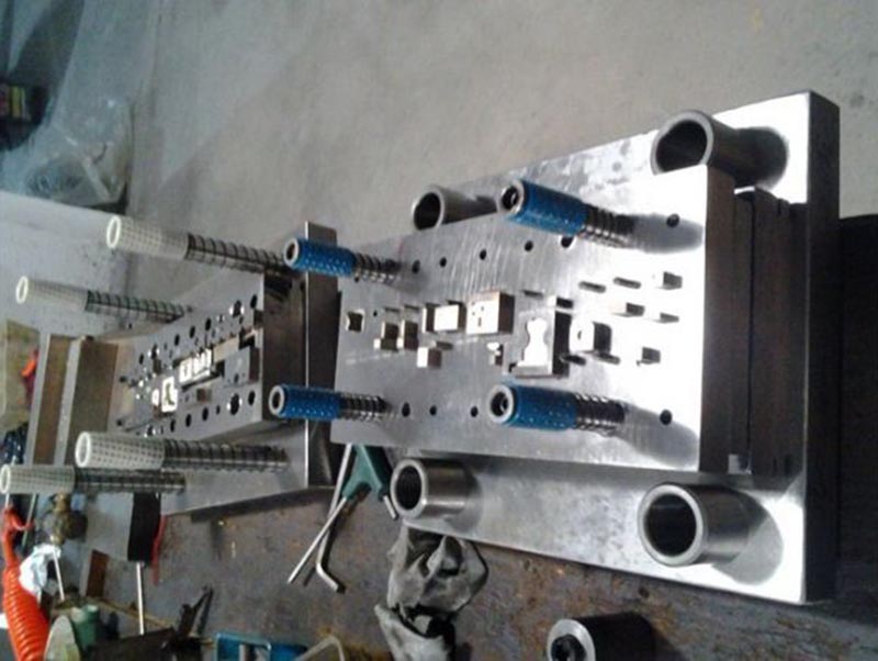 柯坪模具制造-12